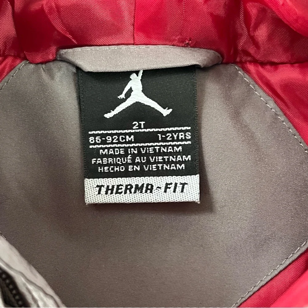Nike Toddler Boys Size 2T Air Jordan Jumpman Hooded Puffer Jacket Full Zip